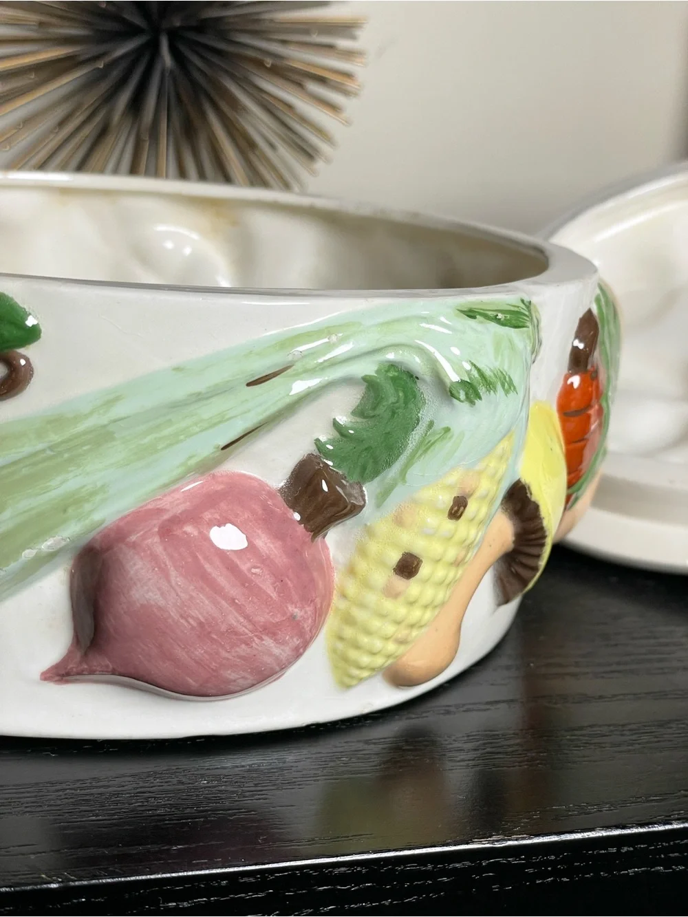 Vintage Colorful Ceramic Embossed Vegetable Designed Covered Dish with Lid
